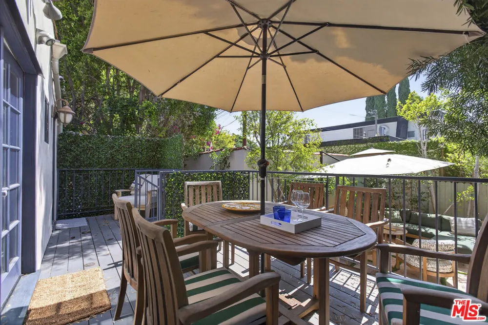 9002 Norma Place West Hollywood, CA 90069