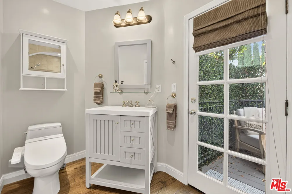 9002 Norma Place West Hollywood, CA 90069