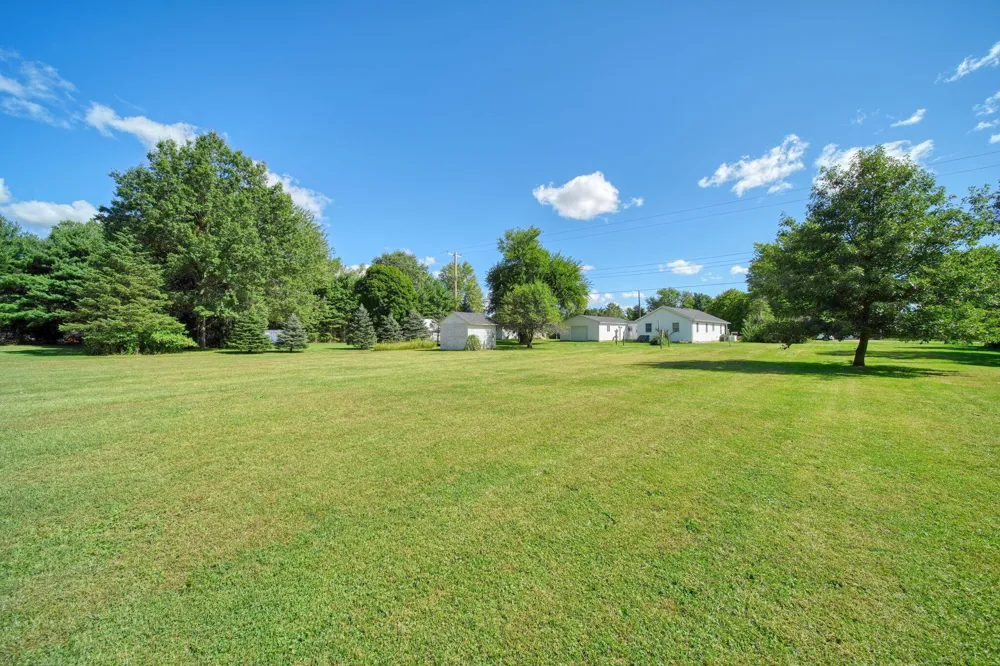 4672 Douglas Road Ida, MI 48140