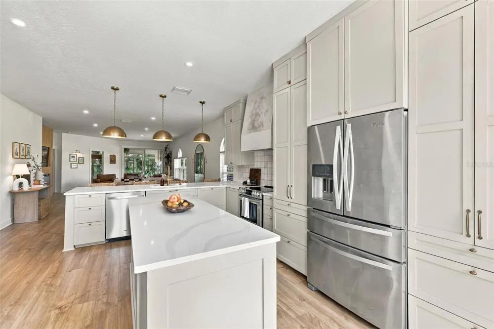624 KINGSMILL COURT Oldsmar, FL 34677