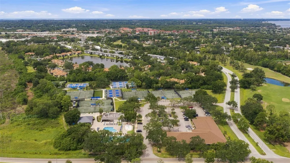 624 KINGSMILL COURT Oldsmar, FL 34677