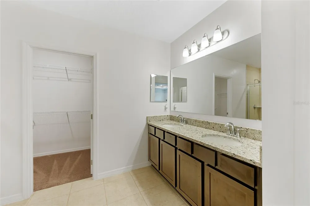 1121 BRADFORD RIDGE Leesburg, FL 34748