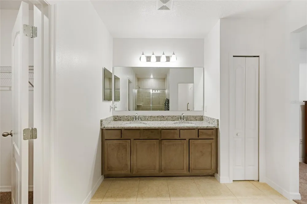 1121 BRADFORD RIDGE Leesburg, FL 34748