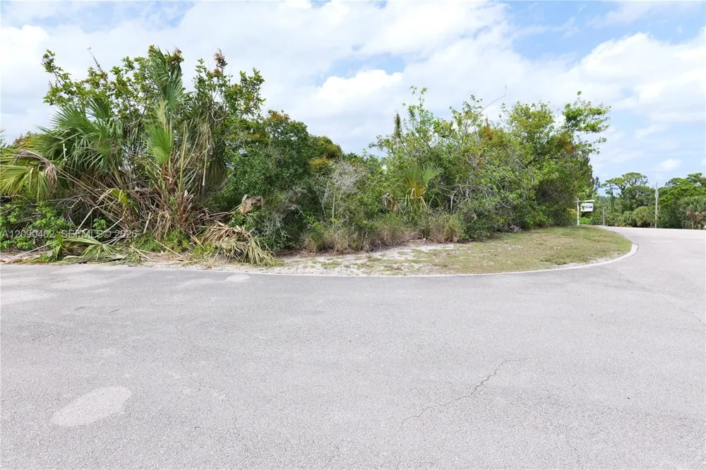9701 SE Water St Hobe Sound, FL 33455