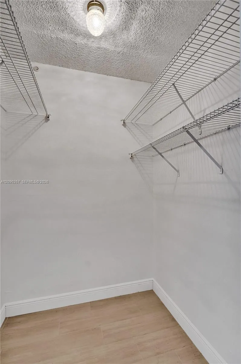 400 Riverside Dr #303 Pompano Beach, FL 33062