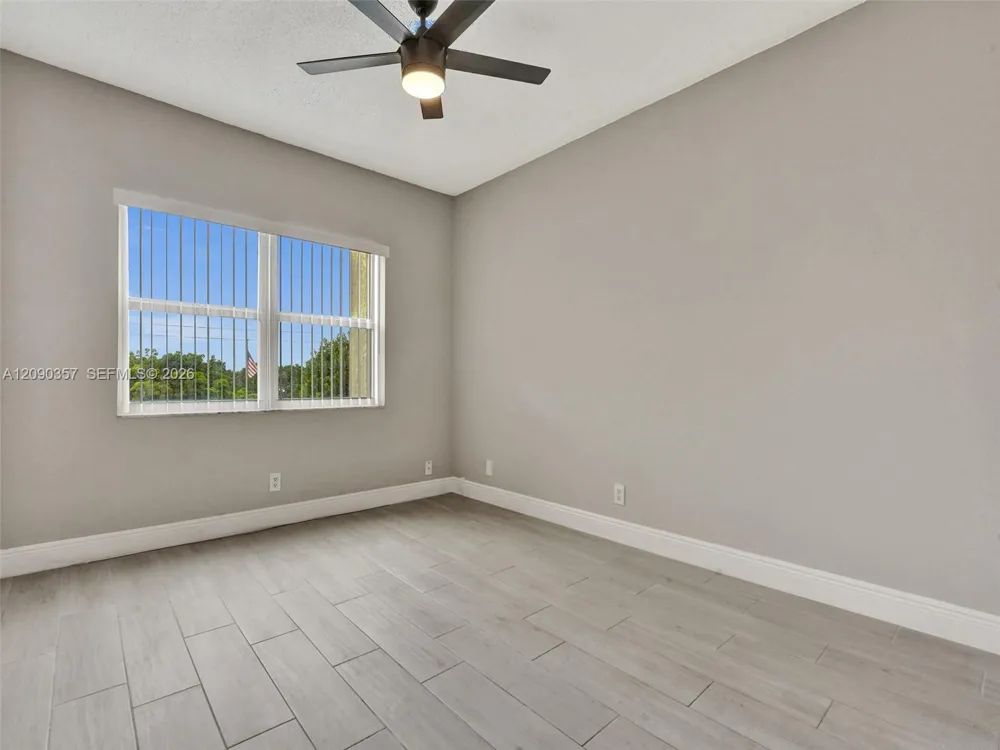 400 Riverside Dr #303 Pompano Beach, FL 33062