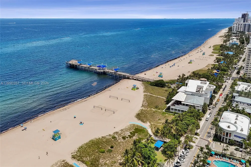 400 Riverside Dr #303 Pompano Beach, FL 33062