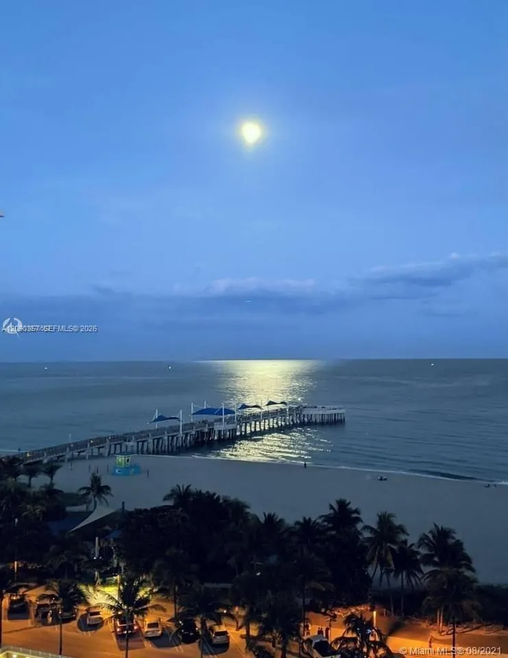 400 Riverside Dr #303 Pompano Beach, FL 33062