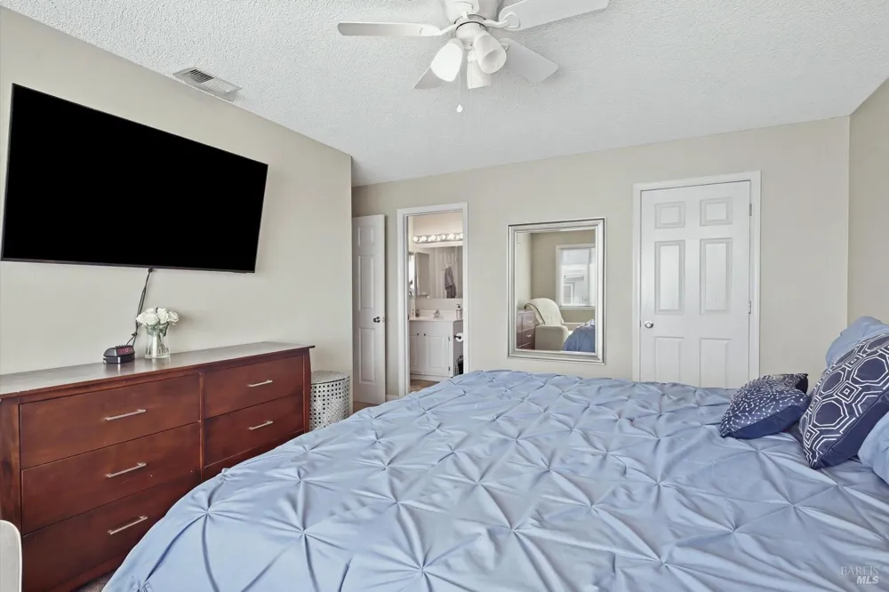 1411 Garrett Court Rohnert Park, CA 94928