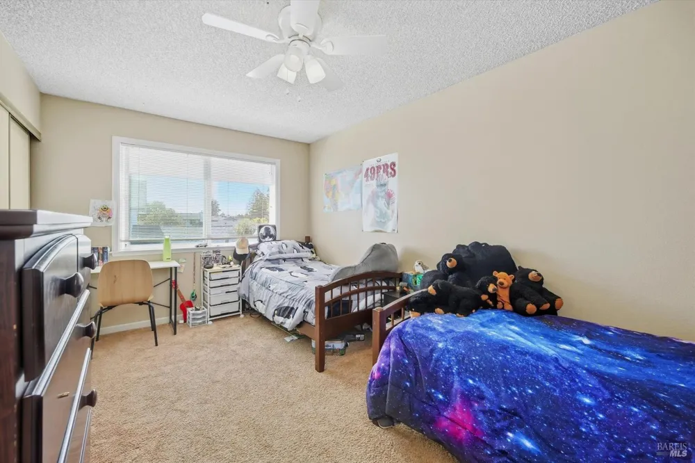 1411 Garrett Court Rohnert Park, CA 94928