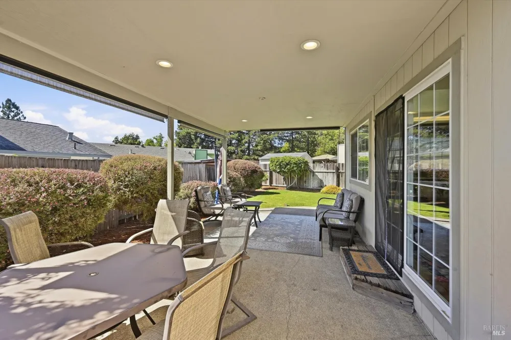 1411 Garrett Court Rohnert Park, CA 94928