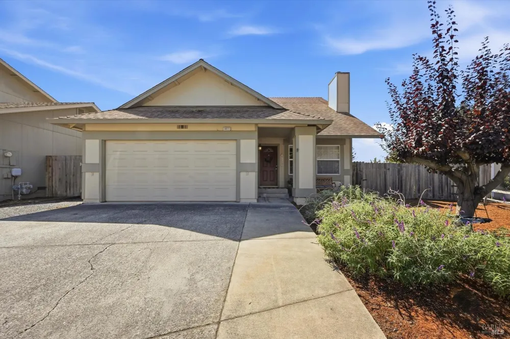 1411 Garrett Court Rohnert Park, CA 94928