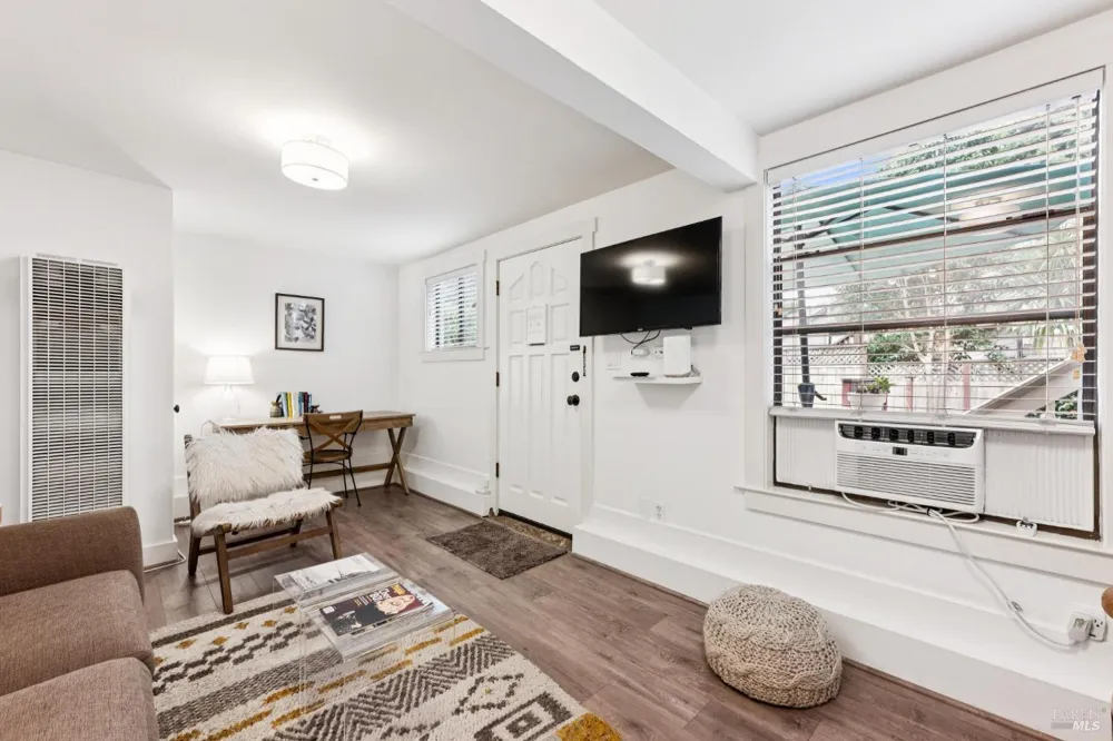 34 Sunnyside Avenue Mill Valley, CA 94941