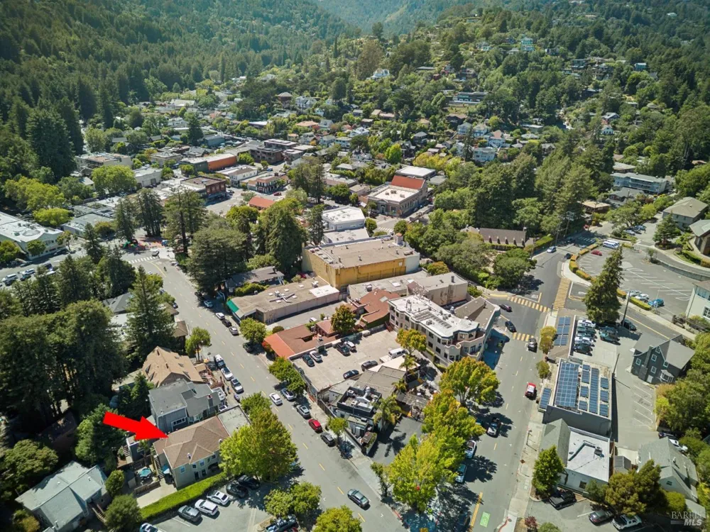 34 Sunnyside Avenue Mill Valley, CA 94941