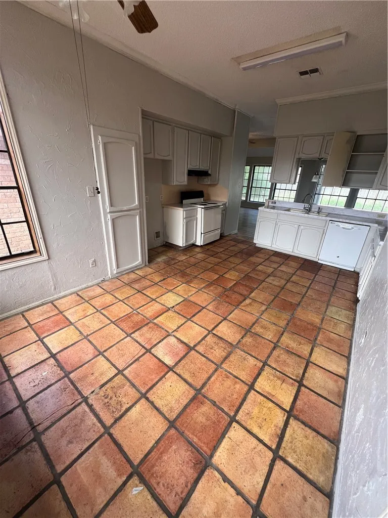 7309 Ridge Creek Drive Corpus Christi, TX 78413