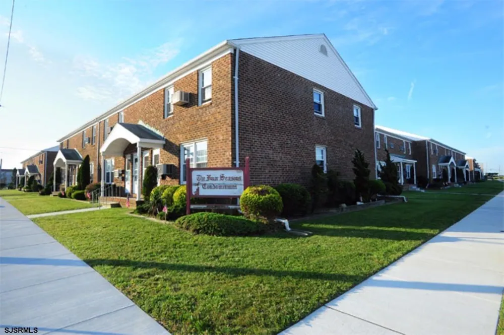 26 36th Street Ocean City, NJ 08226