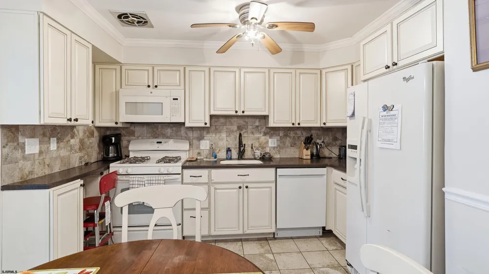 26 35th Street Ocean City, NJ 08226