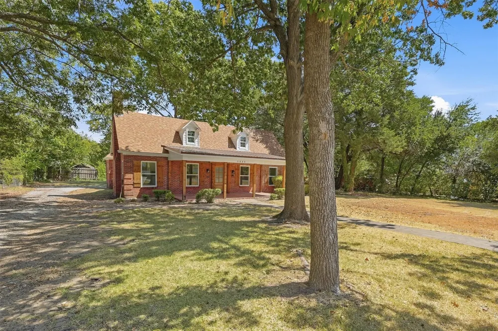 1525 Shannon Street Sherman, TX 75092