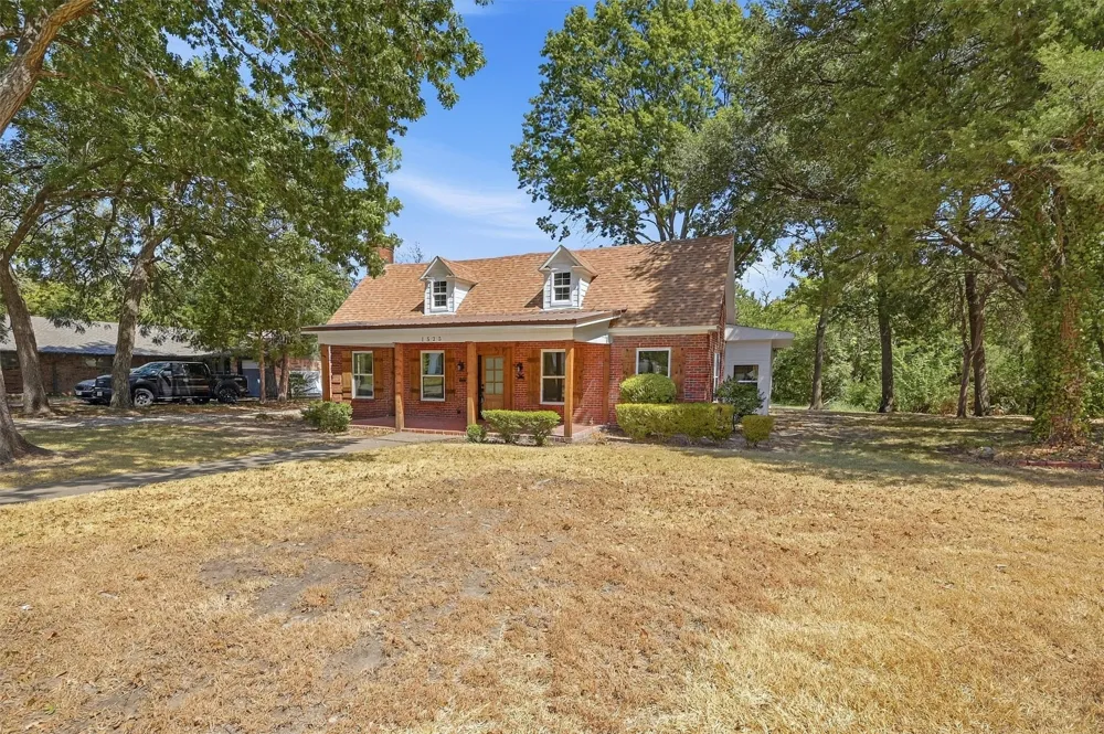 1525 Shannon Street Sherman, TX 75092