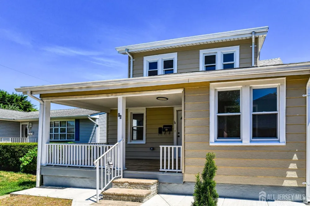 16 Gordon Street Aberdeen, NJ 07721