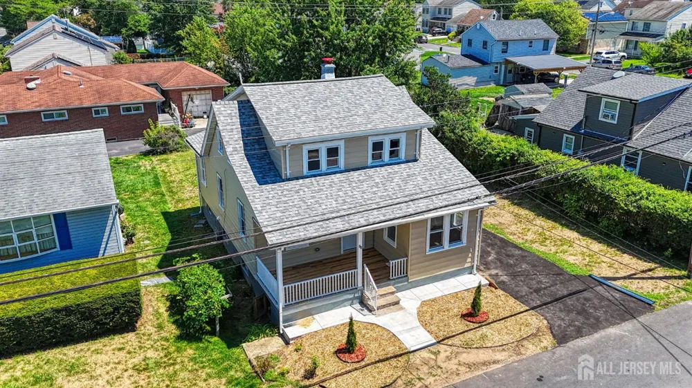 16 Gordon Street Aberdeen, NJ 07721