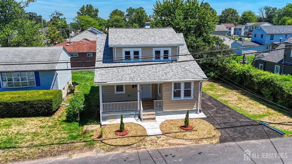 16 Gordon Street Aberdeen, NJ 07721