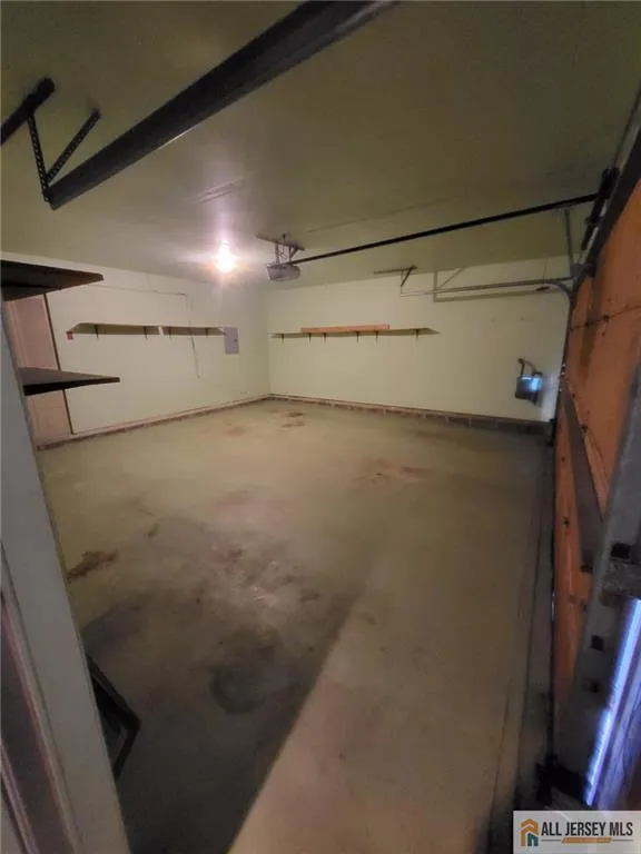 12 Carriage Place #1012 Edison, NJ 08820