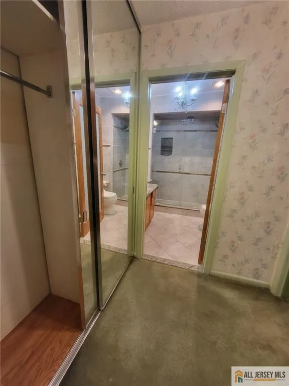 12 Carriage Place #1012 Edison, NJ 08820