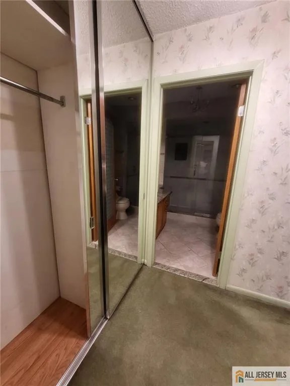 12 Carriage Place #1012 Edison, NJ 08820