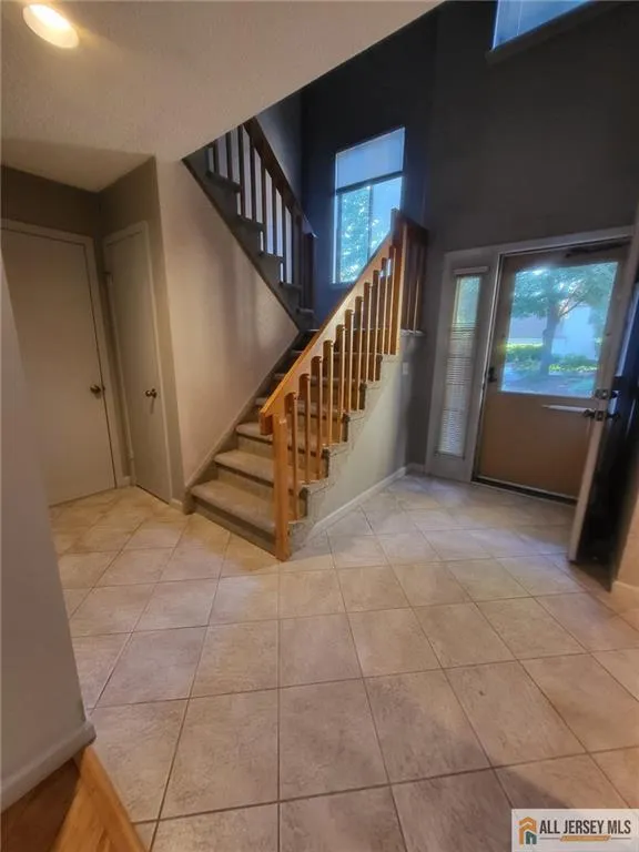 12 Carriage Place #1012 Edison, NJ 08820