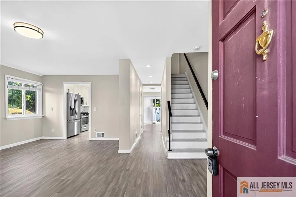 4 Quincy Circle South Brunswick, NJ 08810