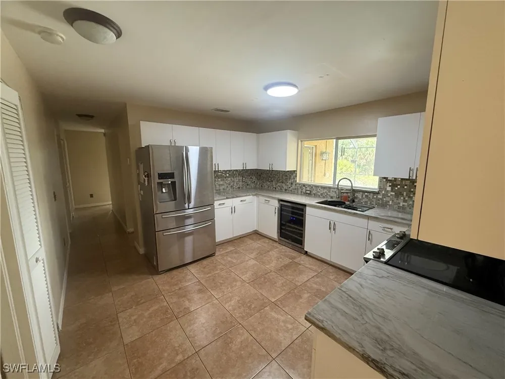 18th Avenue SE Naples, FL 34117