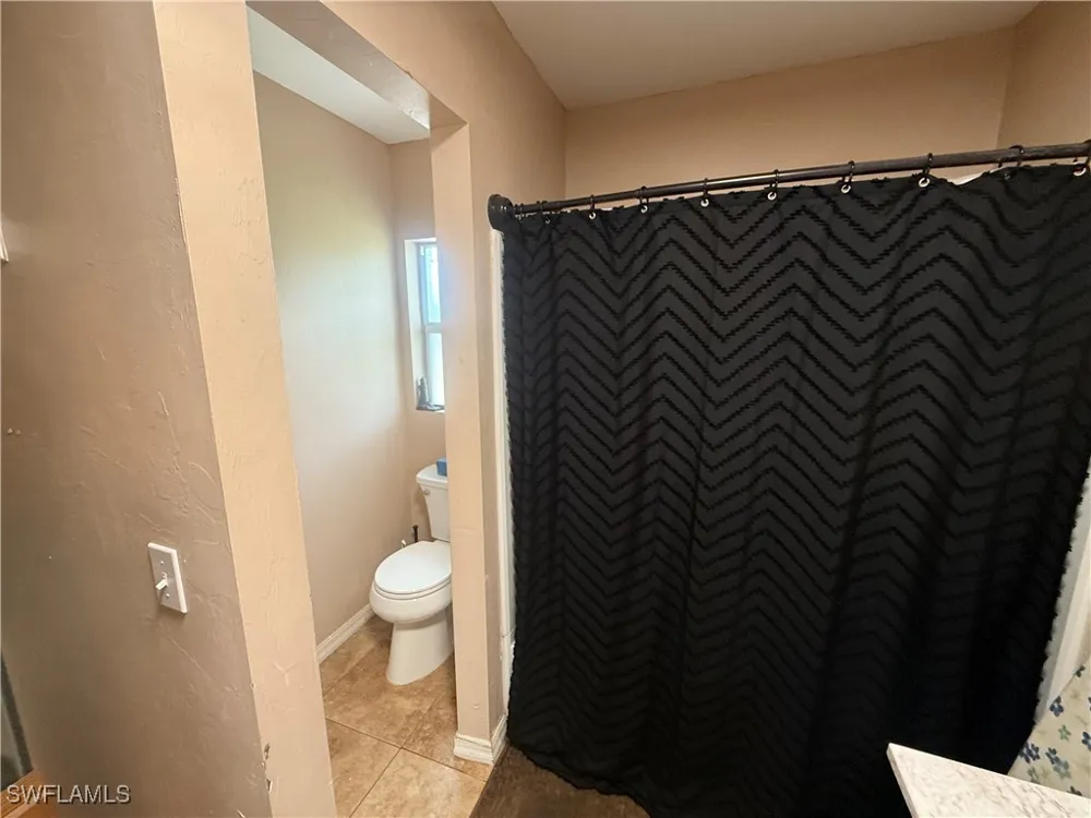 18th Avenue SE Naples, FL 34117