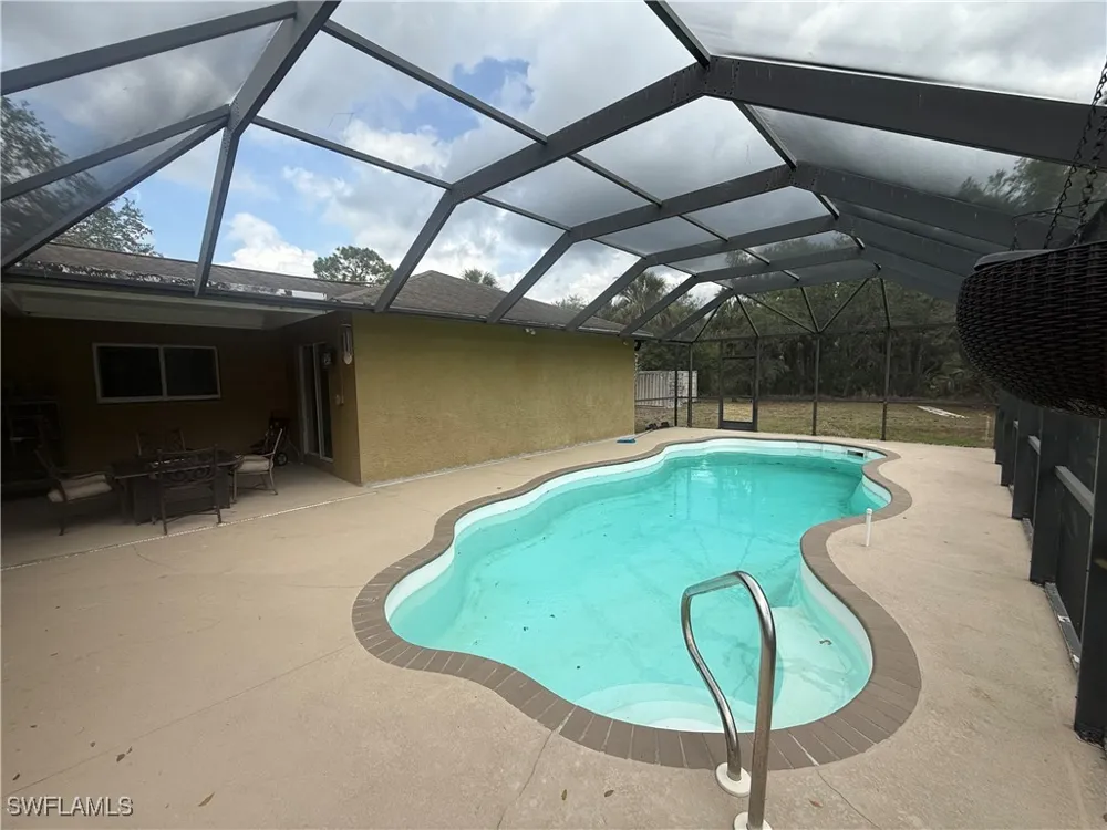 18th Avenue SE Naples, FL 34117