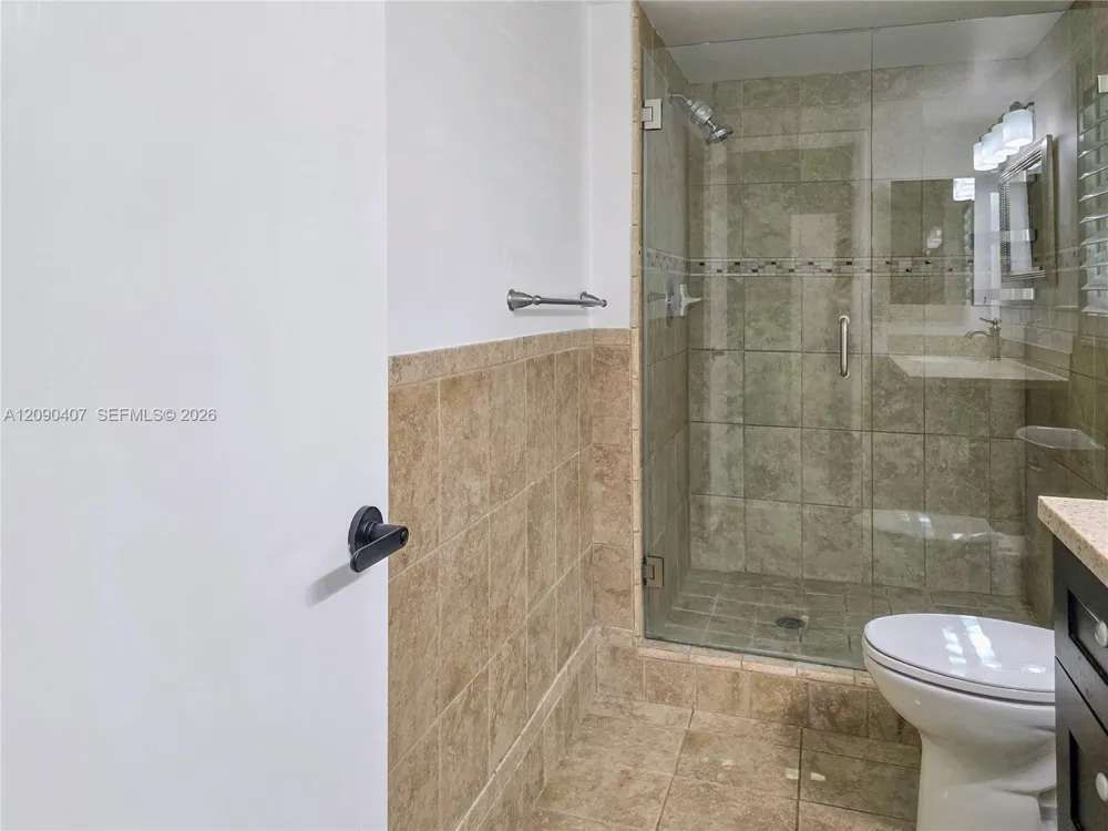 2212 S Cypress Bend Dr #301 Pompano Beach, FL 33069