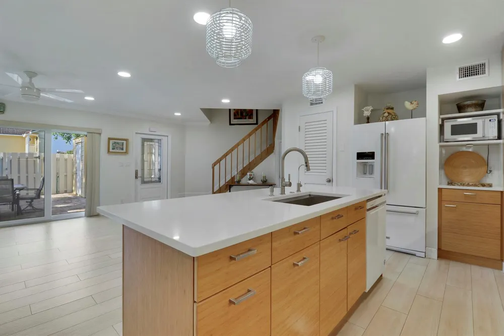 232 Seabreeze Circle Jupiter, FL 33477