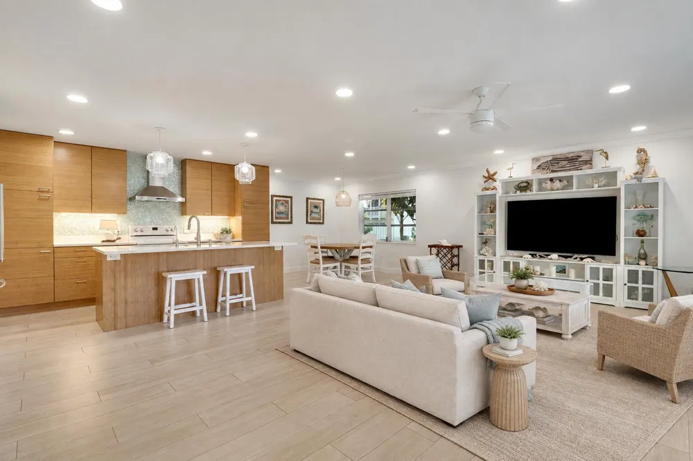 232 Seabreeze Circle Jupiter, FL 33477