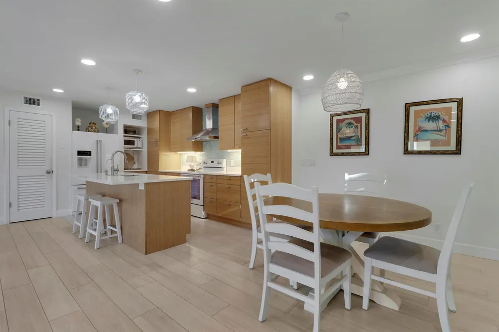 232 Seabreeze Circle Jupiter, FL 33477