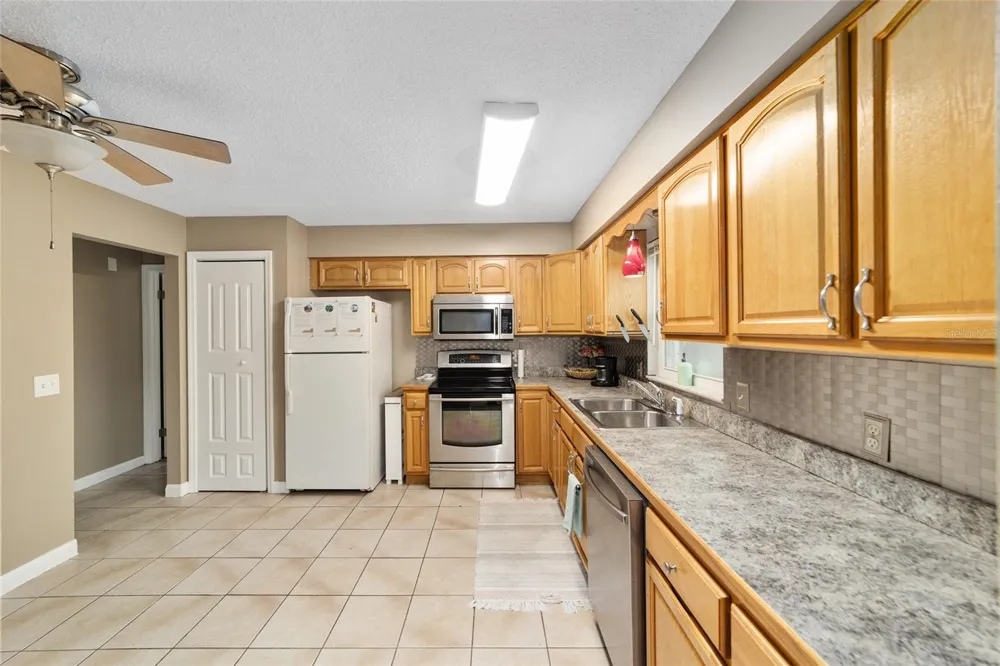 3720 SE 24TH STREET ocala, FL 34471