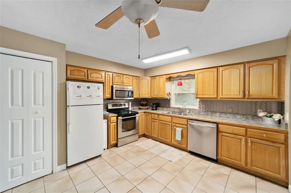 3720 SE 24TH STREET ocala, FL 34471