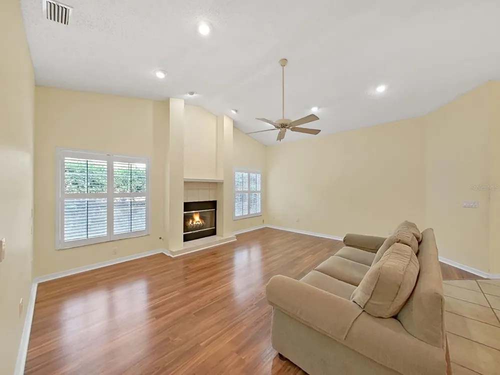 611 TOMOKA DRIVE Palm Harbor, FL 34683