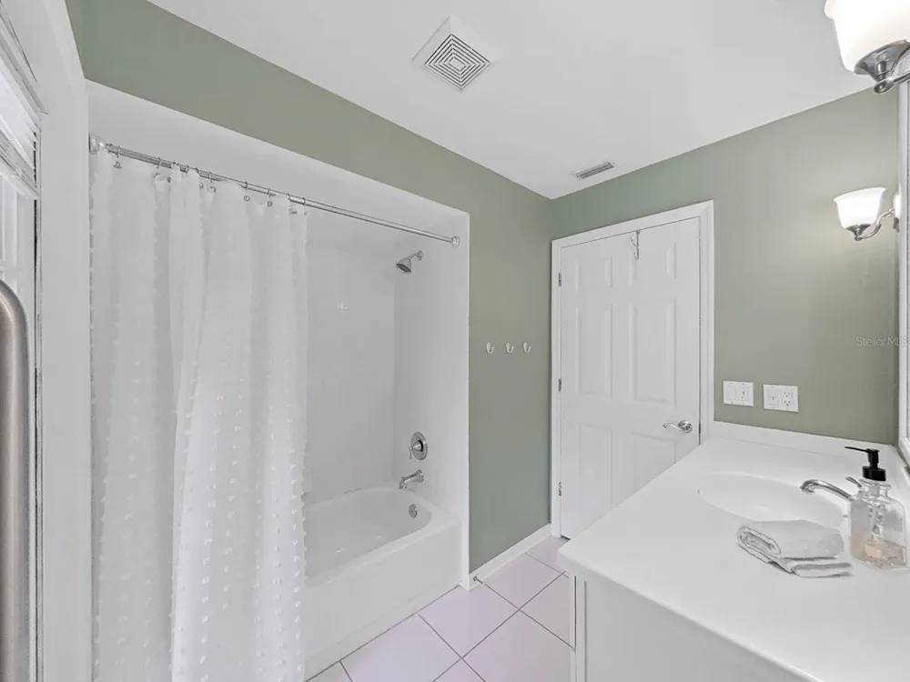 611 TOMOKA DRIVE Palm Harbor, FL 34683