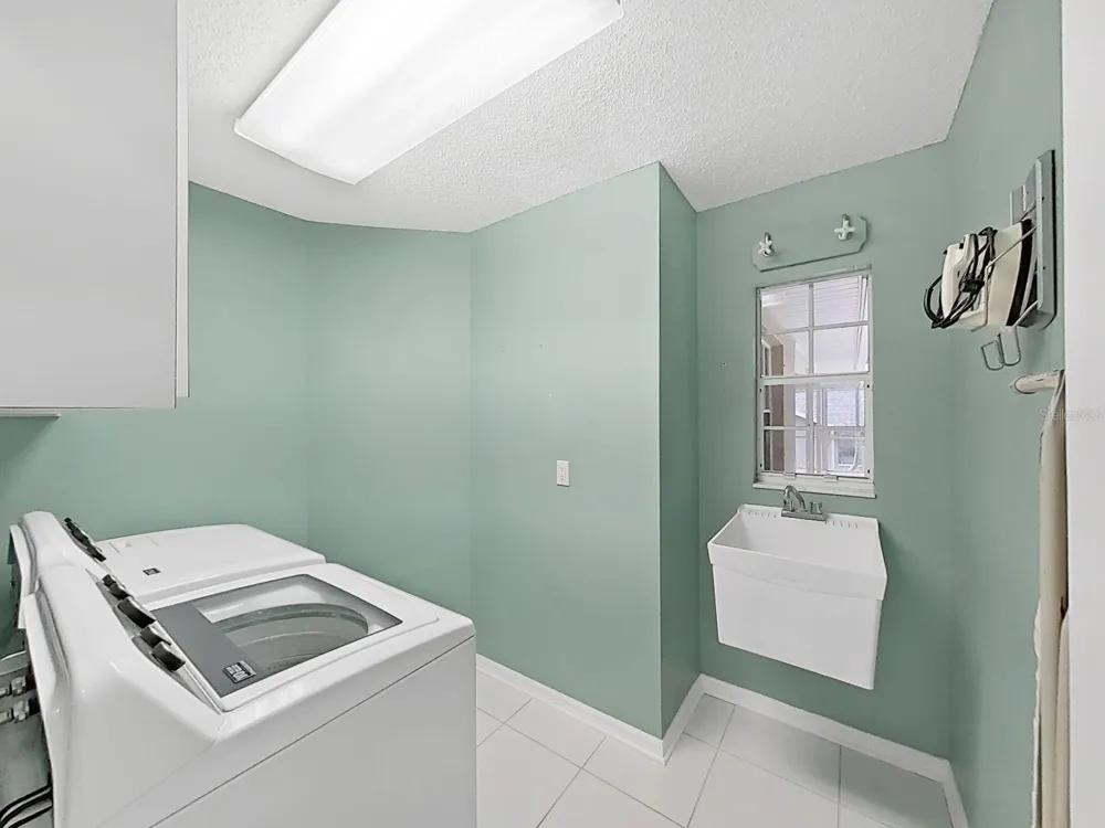 611 TOMOKA DRIVE Palm Harbor, FL 34683