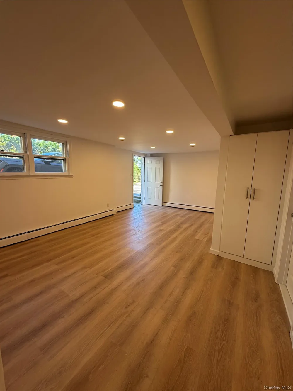23 Mansion Ave #1 Yonkers, NY 10704