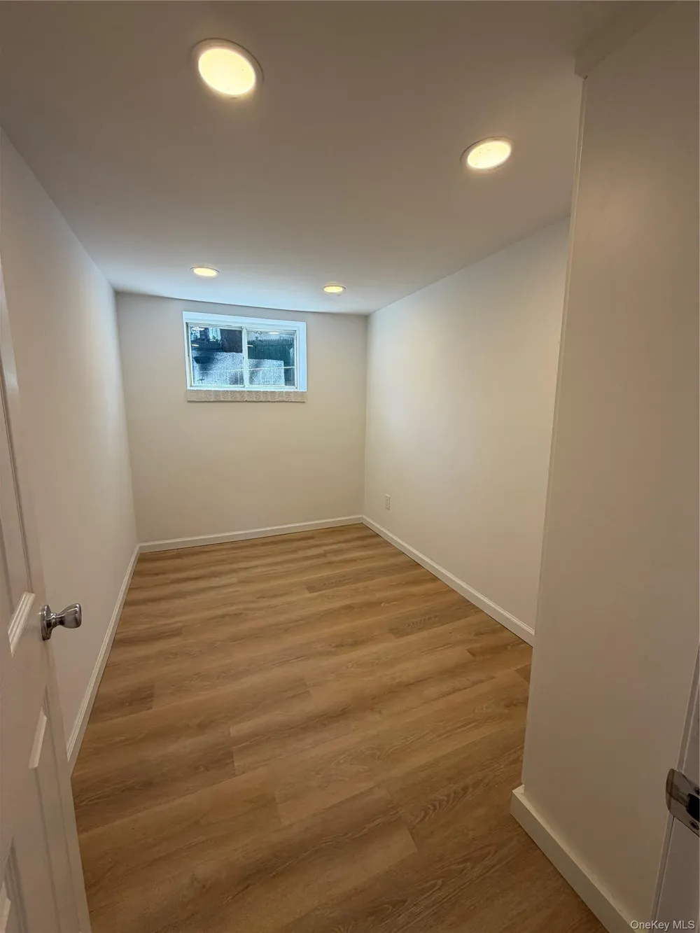 23 Mansion Ave #1 Yonkers, NY 10704