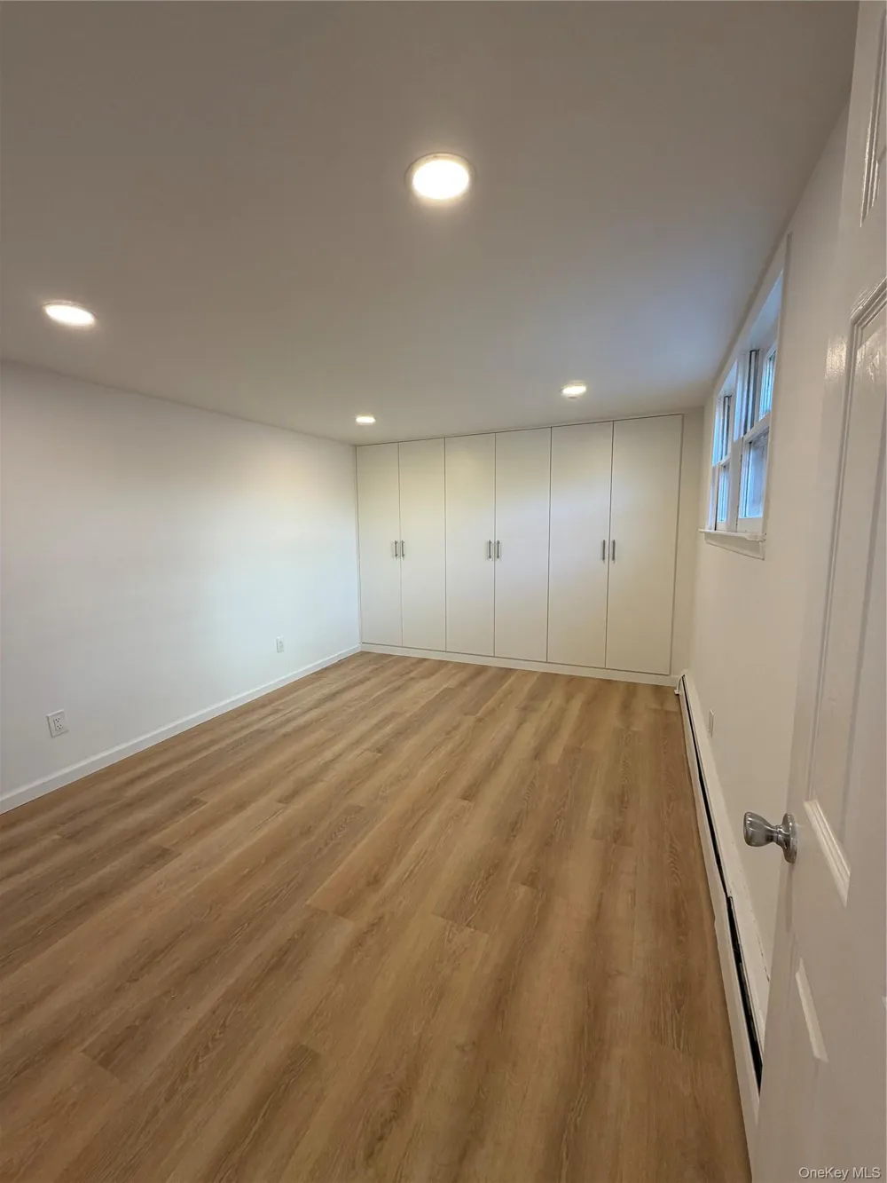 23 Mansion Ave #1 Yonkers, NY 10704