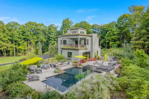 215 Smith Road