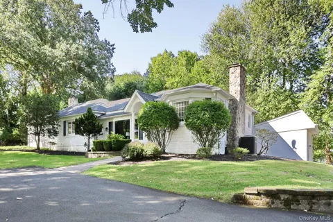 11 Muir Lane