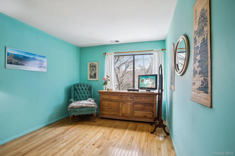 116 Valleyview Road Irvington, NY 10533