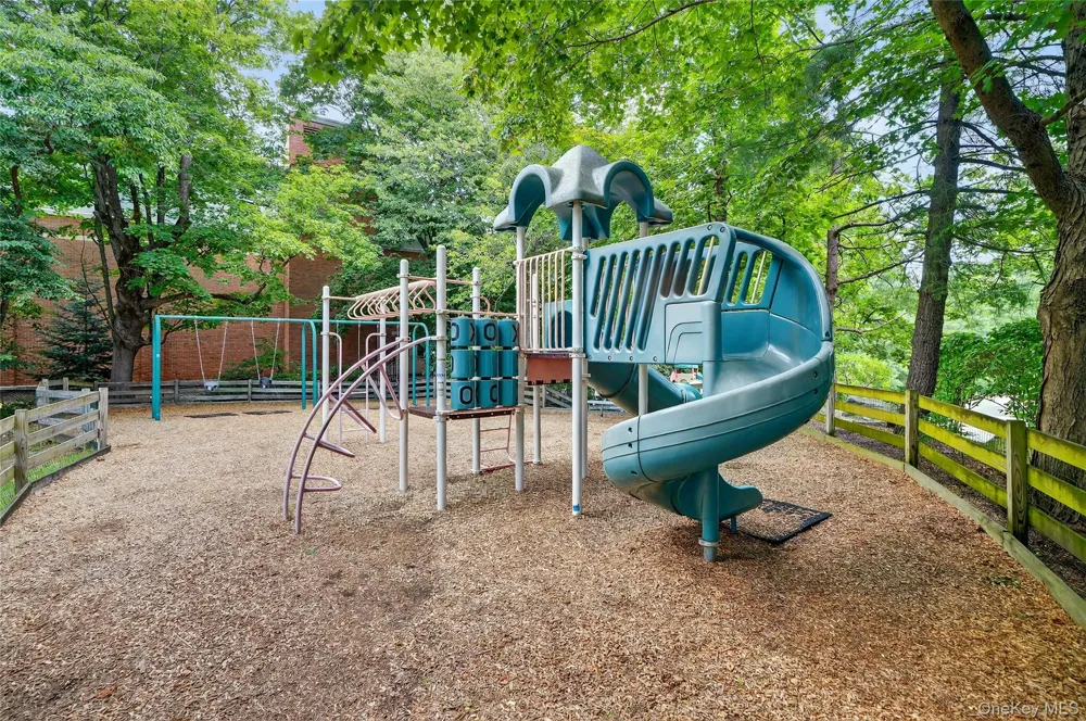 116 Valleyview Road Irvington, NY 10533